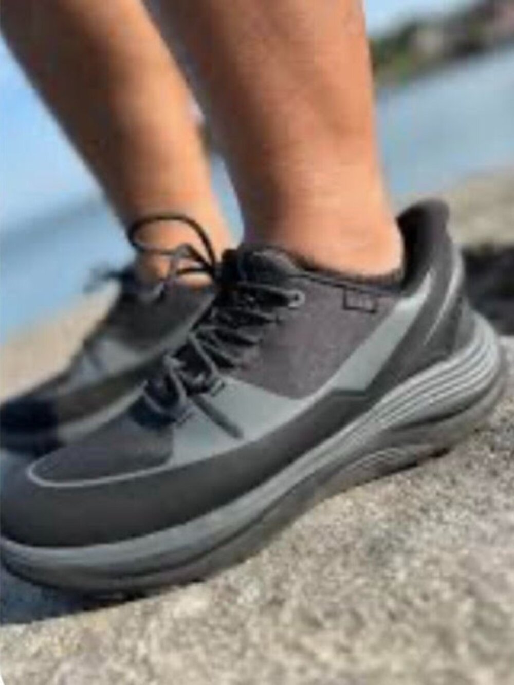 Men's Kizik London Black & Dark Gray All Terrain Shoes Size 12